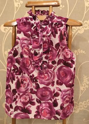 Очень красивая и стильная брендовая блузка в цветах..шёлк/коттон 19.
