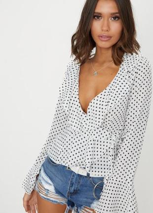 Дуже расова блуза в горох