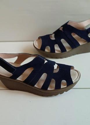 Босоножки skechers р.38
