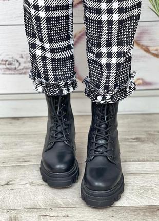 Укорочені прямі брюки. у клітку з рюшами на високій посадці 1+1=32 фото