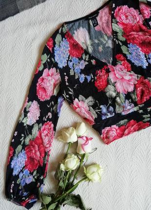 Трендовая блуза в цветочный принт блуза на запах блуза с пышным рукавом10 фото