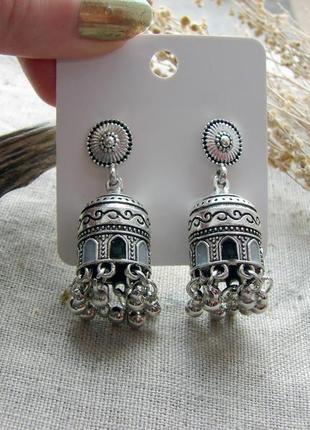 Серьги в стиле этанка бохо оригинальные серьги в индийском стиле с эмалью. цвет серебро2 фото