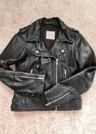 Куртка кожанная mango
