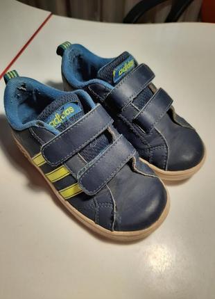 Кросівки adidas для хлопчика