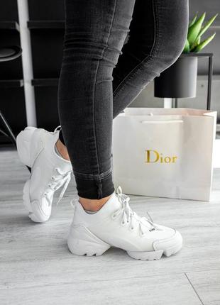 Круті жіночі кросівки, білі.10 фото