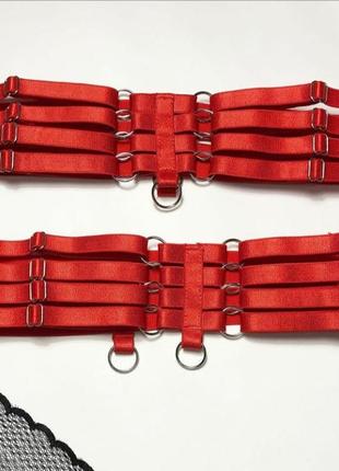 Портупея, контурне білизна, гартеры, стрепи, підв'язки