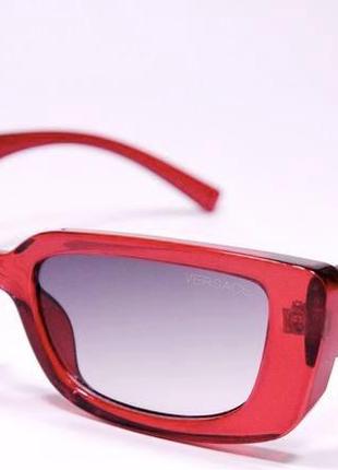 Трендовые солнцезащитные очки