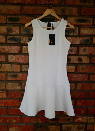 Новое нежное белое платье с юбкой1 фото
