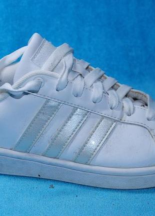 Adidas neo кросівки 38 розмір