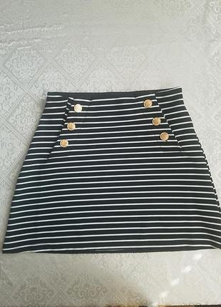Полосатая юбка на пуговицах