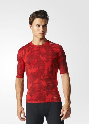 Футболка мужская adidas techfit base graphic bk1197