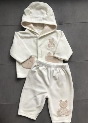 М'який, велюровий костюм з вушками