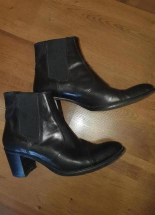 Итальянские кожаные ботинки