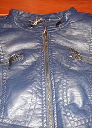 Темно-синяя женская куртка3 фото