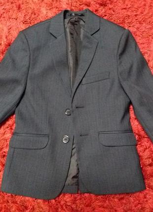 Класичний шкільний костюм трійка 116 зростання