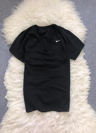 Спортивная футболка в зал бега nike stores dri оригинал