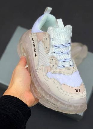 Кроссовки balenciaga triple s clear sole white beige3 фото