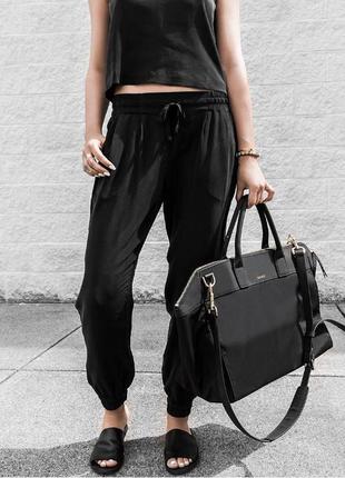 Штаны joggers тонкие черные