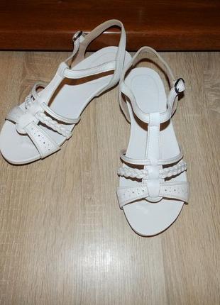 Сандалі , босоніжки marks & spencer footglove sandals leather wide fit