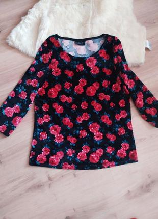 Гарна кофточка 🌹