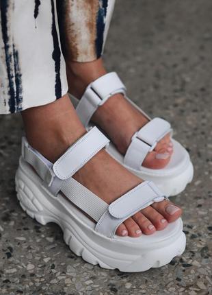 Buffalo london sandals white dollskill босоножки/сандали на высокой платформе7 фото