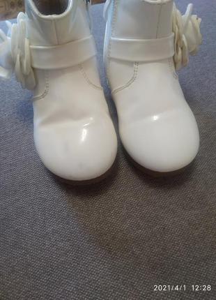 Ботиночки лаковые на малышку 2