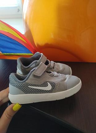 Красовки nike