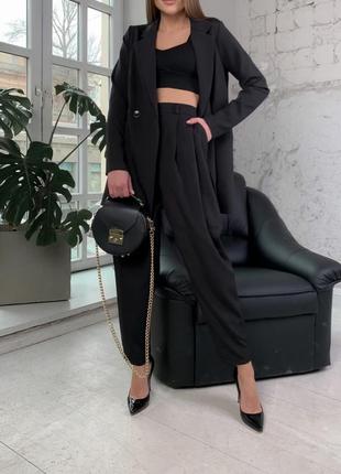 Брючный костюм