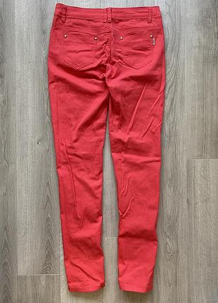 Джинсы скини