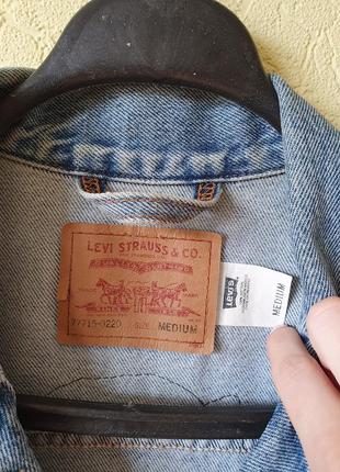 Жилет джинсовий жилетка levis levi strauss & co із вишивкою5 фото