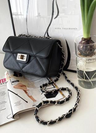 Черная стеганая кожаная мини сумка кроссбоди в стиле шанель, италия4 фото