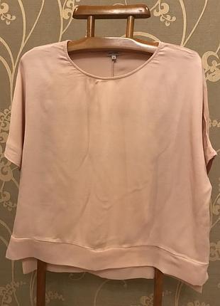 Дуже гарна і стильна брендовий блузка.