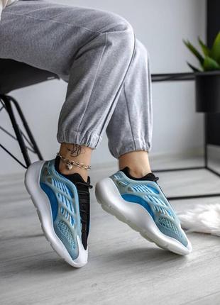 Женские кроссовки adidas yeezy boost 700 blue1 фото