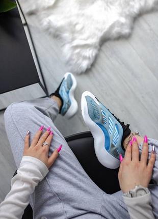 Женские кроссовки adidas yeezy boost 700 blue10 фото