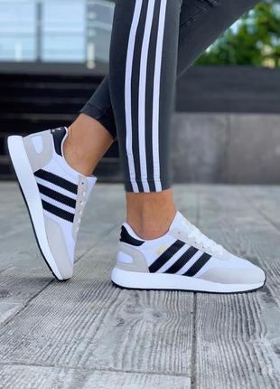 Женские кроссовки adidas iniki grey/white
