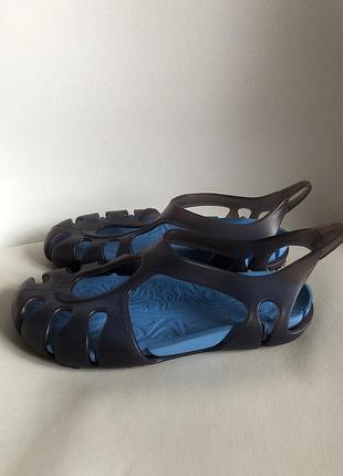 Аквашузы tibord