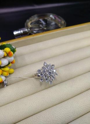 Серебряная шикарная массивная кольца с фианитами 925 последний размер 17,5 скидка