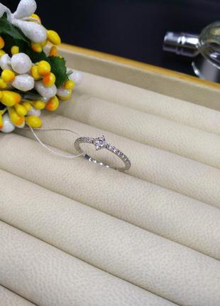 Серебряная нежная тонкая кольца с фианитом 925 размер 18,52 фото