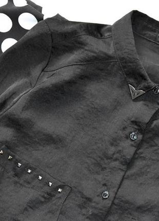 Yes or no классная блуза черного цвета с металлической фурнитурой.2 фото