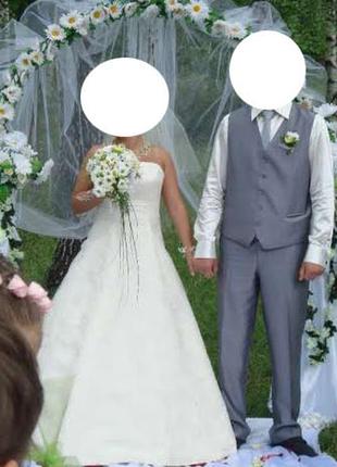 Весільне, ошатне плаття2 фото