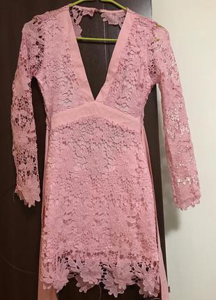 Мереживна сукня