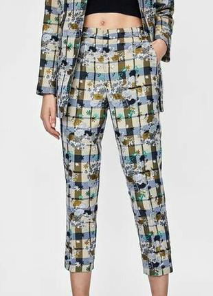 Брюки чиносы укороченные в клетку zara basic искусственный шелк