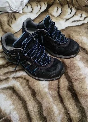Gore-tex.кроссовки фирмы meindl gore-tex.оригинал.