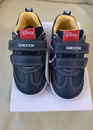 Новые кожаные кроссовки geox disney3 фото