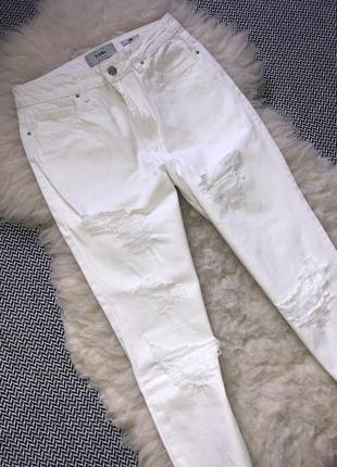 Бедные рваные джинсы момы джинсовые штаны дырки mom3 фото