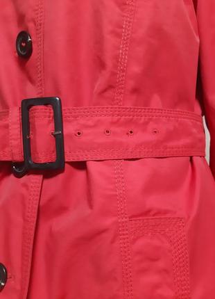 Червоний тренч 6