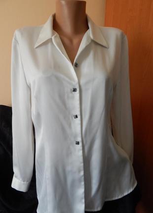 Атласная блуза цвета айвори