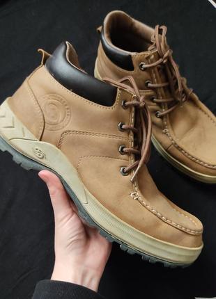 Шкіряні черевики "dockers"