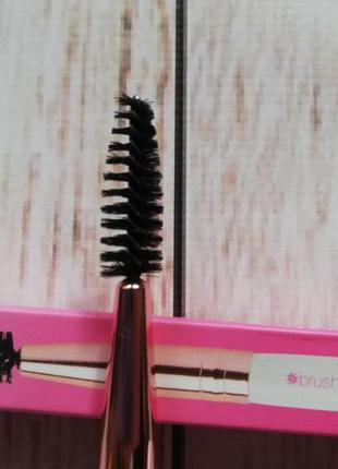Кисть для бровей brushworks double-ended eye-brow brush