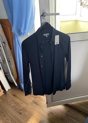Новая мужская рубашка